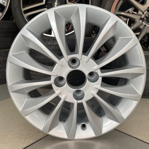 Roda Avulsa Aro 15 Fiat Linea Essence 4×98 – Prata (Usada)